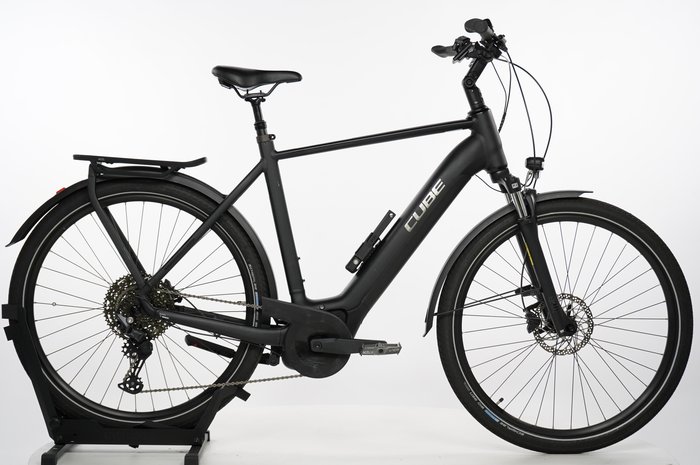 CUBE Touring Hybrid Pro 625