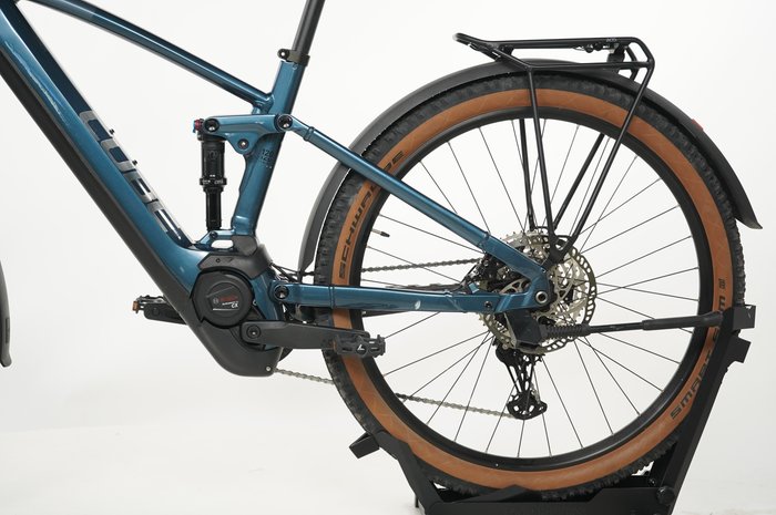 CUBE Stereo Hybrid 120 Race 750