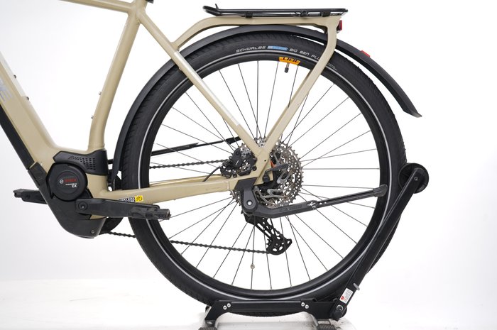 Cube Kathmandu Hybrid Pro 625