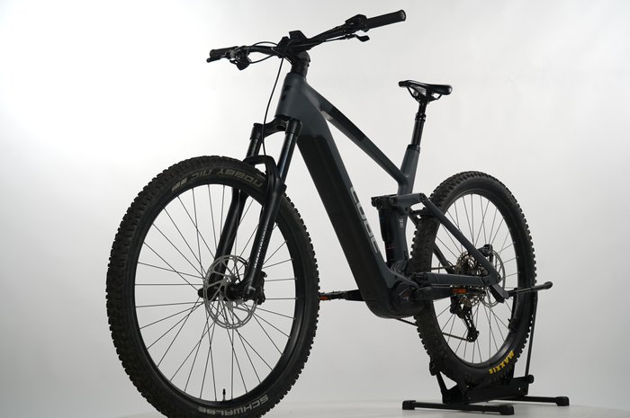 CUBE Stereo Hybrid 140 HPC Race 750