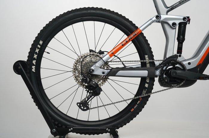 Cube Stereo Hybrid 160 HPC SL 750 27.5