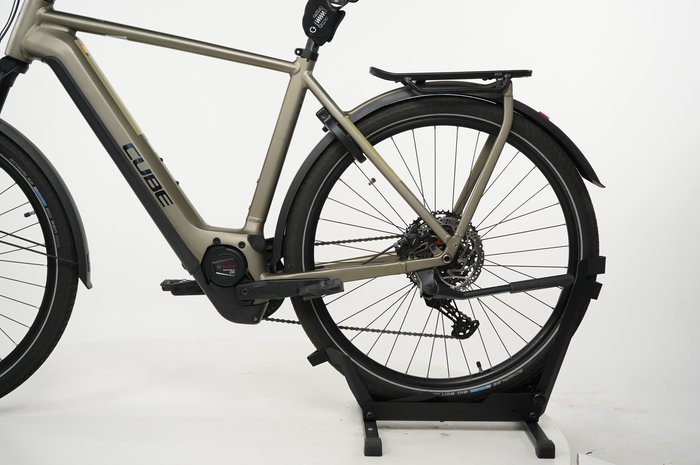 CUBE Kathmandu Hybrid Pro 625