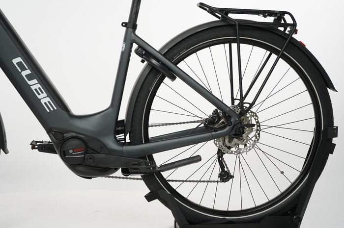 CUBE Touring Hybrid ONE 625