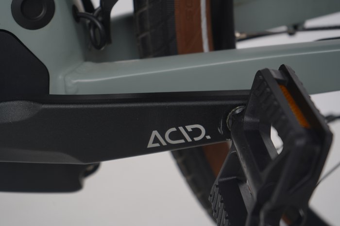 Cube Touring Hybrid Pro 625