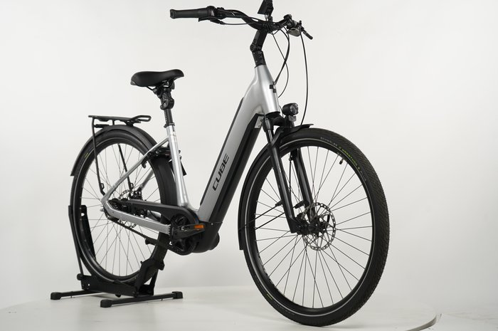 CUBE Supreme Hybrid SLX 625 Easy Entry