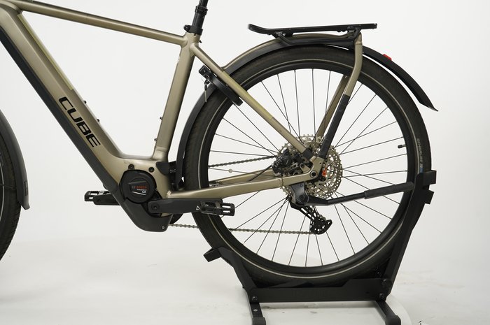 CUBE Kathmandu Hybrid Pro 625