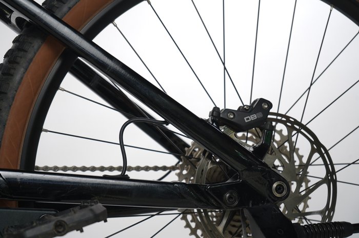 CUBE Stereo Hybrid 140 HPC Race