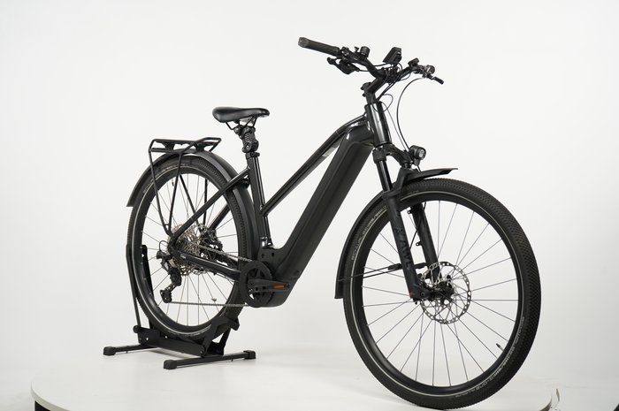 CUBE Nuride Hybrid SLT