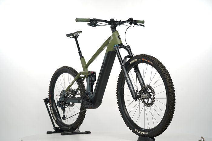 Cube Stereo Hybrid 140 HPC TM 750 29