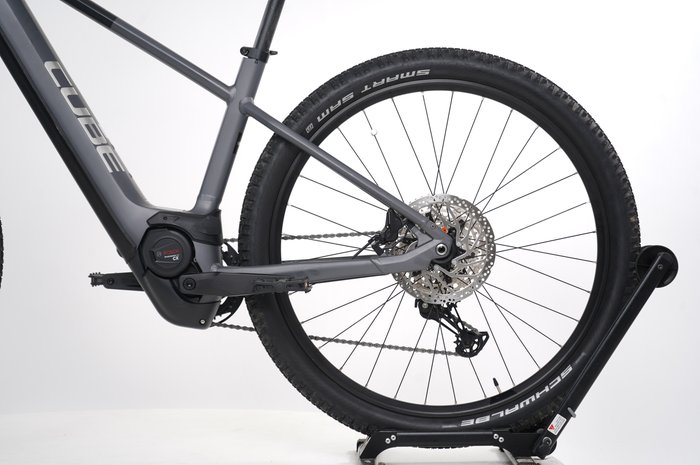 Cube Reaction Hybrid Race 750