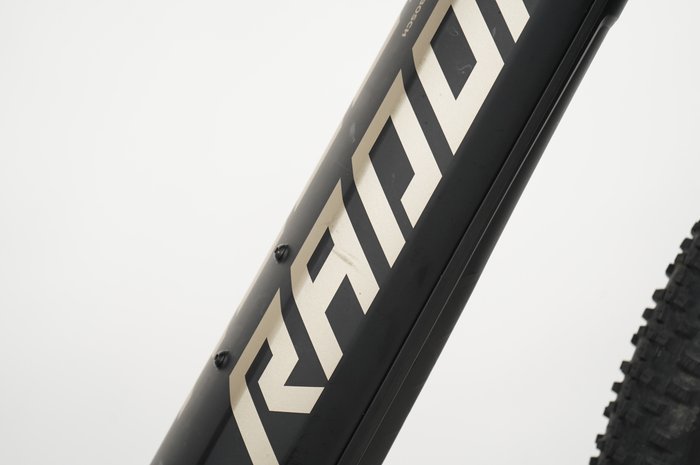 Radon Jealous Hybrid 8.0 625
