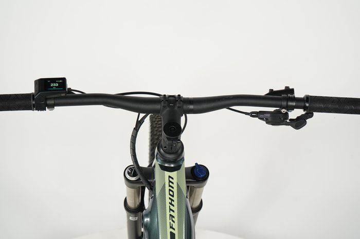 Giant Fathom E+1