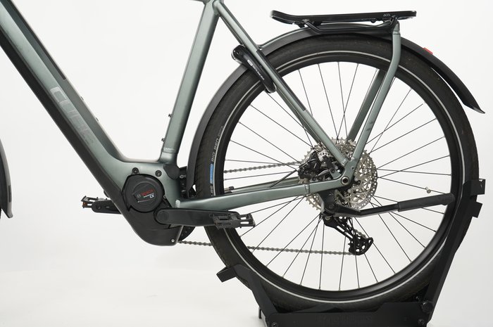 CUBE Kathmandu Hybrid Pro 750