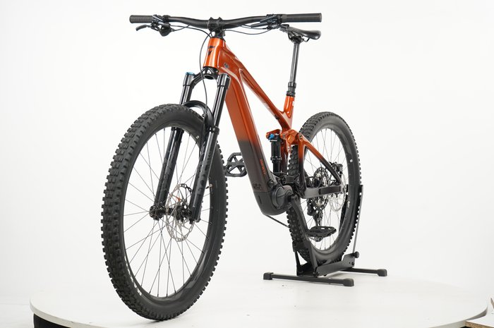 Giant Trance E