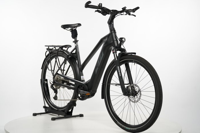 KTM Cento 10