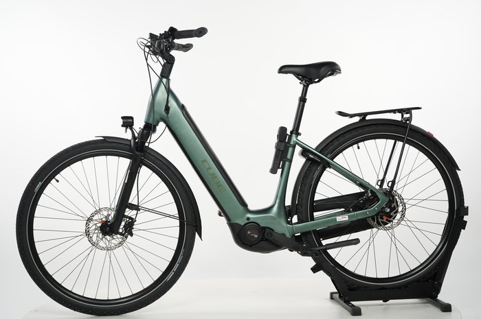CUBE Supreme Hybrid EX 625 Easy Entry
