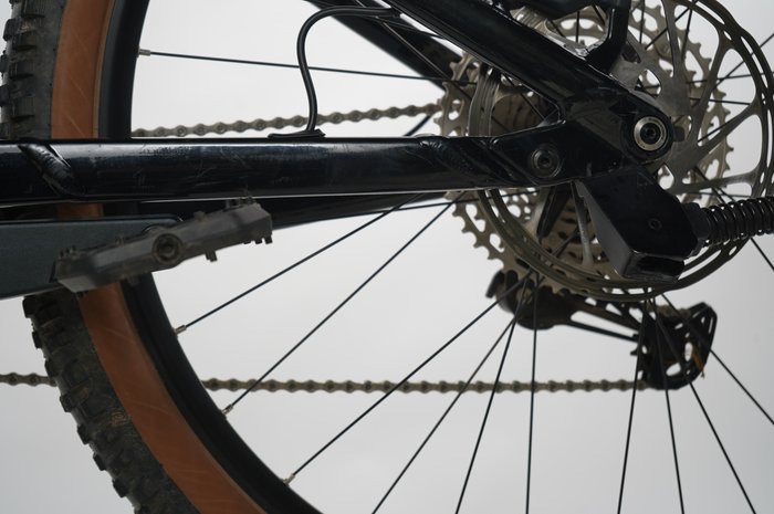 CUBE Stereo Hybrid 140 HPC Race