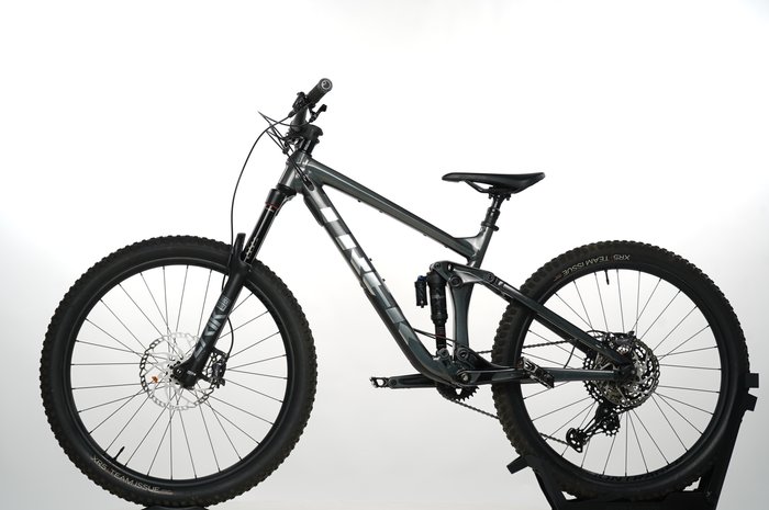 Trek Remedy 8