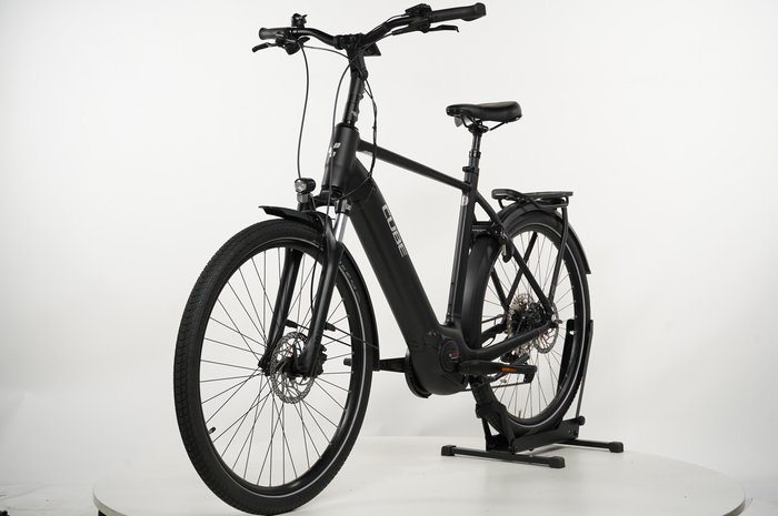CUBE Touring Hybrid Pro 500