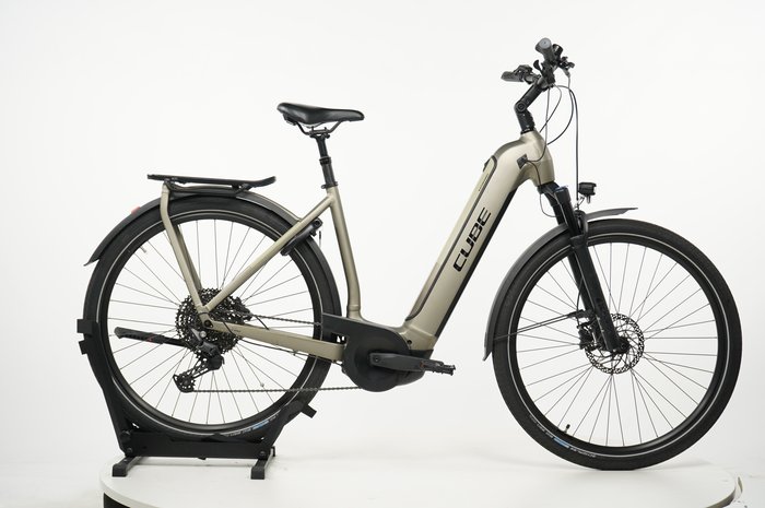 CUBE Kathmandu Hybrid Pro 750 Easy Entry
