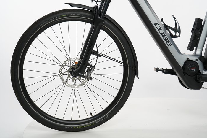 CUBE Kathmandu Hybrid SLX 750
