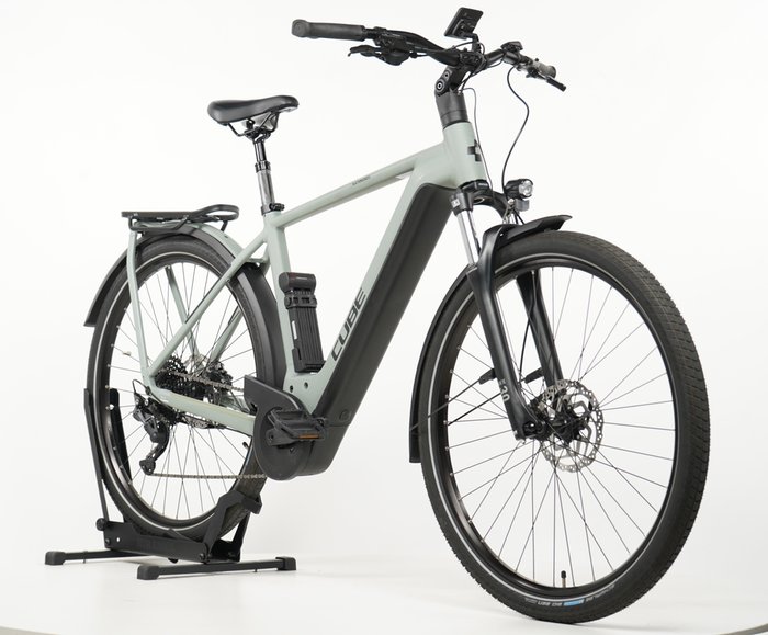 CUBE Kathmandu Hybrid ONE