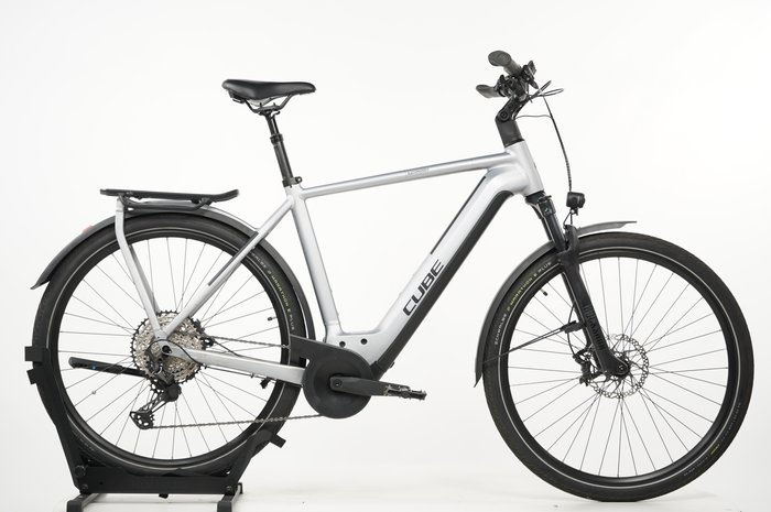 CUBE Kathmandu SLX