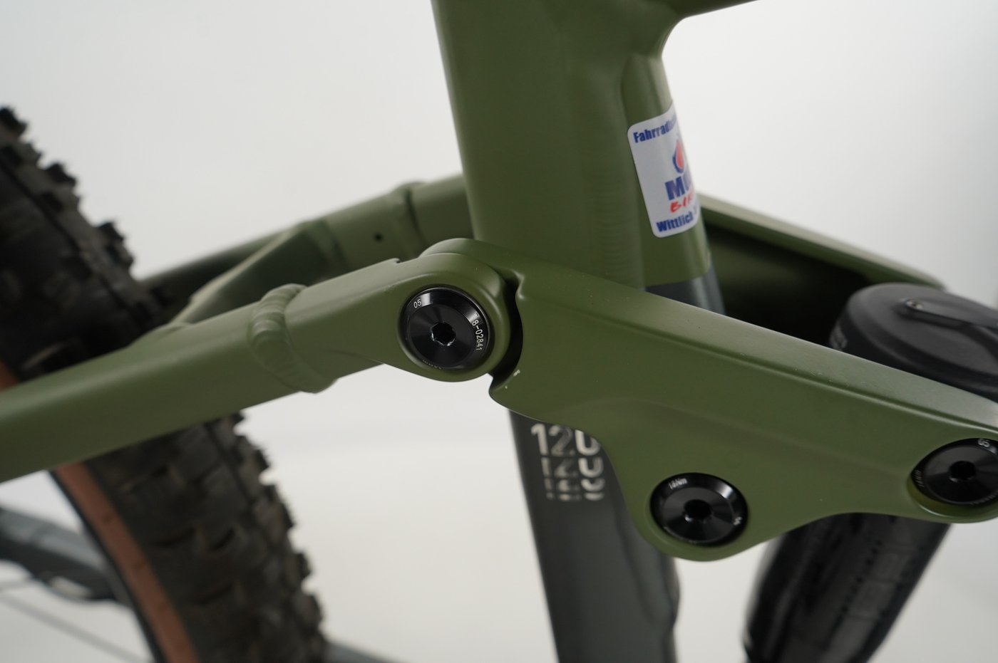 img-JEdt32rc.jpg