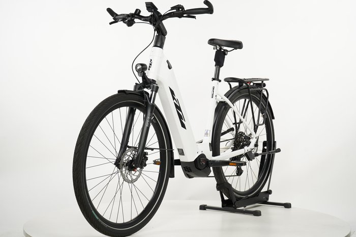 KTM CENTO 10 Plus