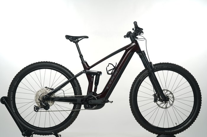 CUBE Stereo Hybrid 140 HPC Race 750