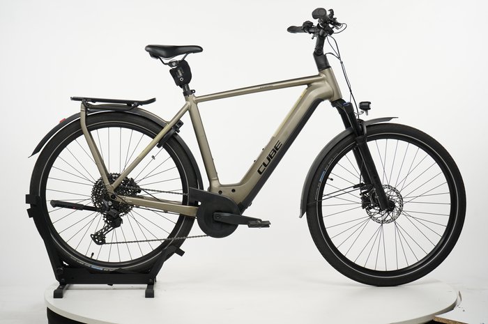 CUBE Kathmandu Hybrid Pro 625