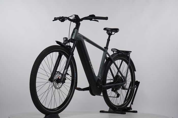 Cube Kathmandu Hybrid Pro 750