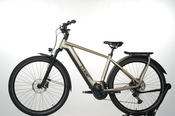 Cube Kathmandu Hybrid Pro 750