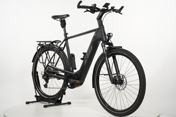 KTM Cento 10
