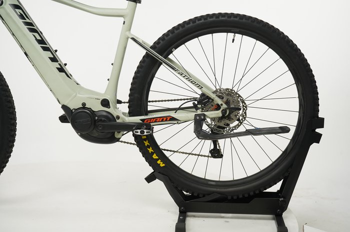 Giant Fathom E+2