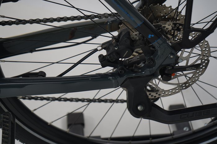 Cube Touring Hybrid ONE 625