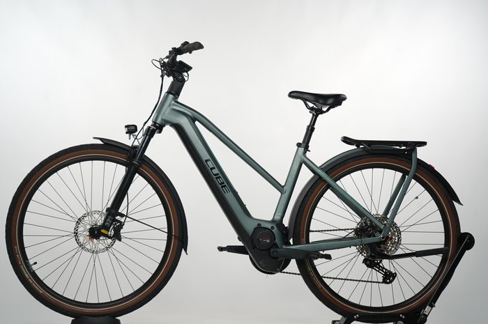Cube Kathmandu Hybrid EXC 750