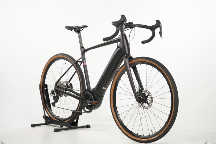 Giant Revolt E+
