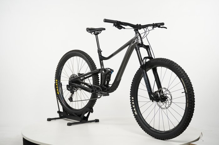 Giant Trance X 2