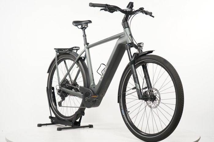 CUBE Kathmandu Hybrid Pro 750