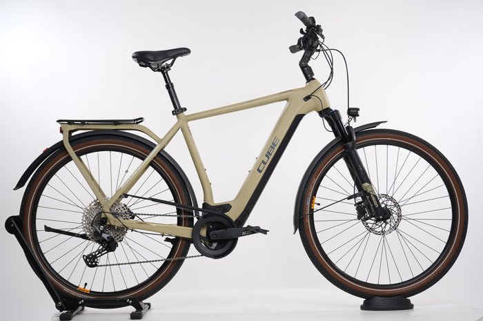Cube Kathmandu Hybrid Pro 500