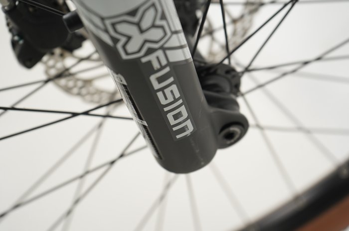 CUBE Reaction Hybrid Pro 500