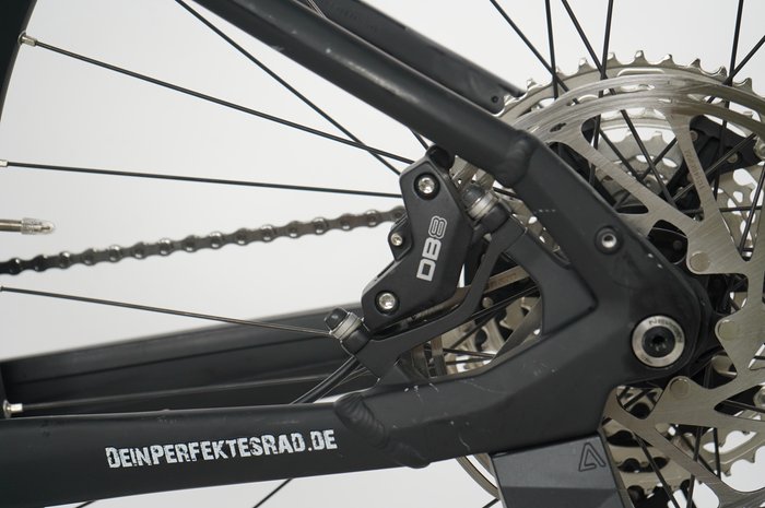CUBE Reaction Hybrid SLX 750