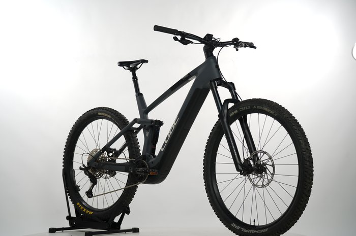 CUBE Stereo Hybrid 140 HPC Race 750