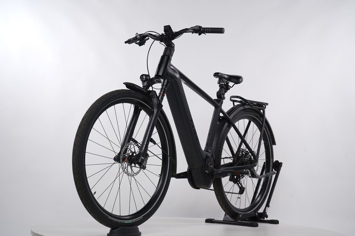 Cube Kathmandu Hybrid SLT 750