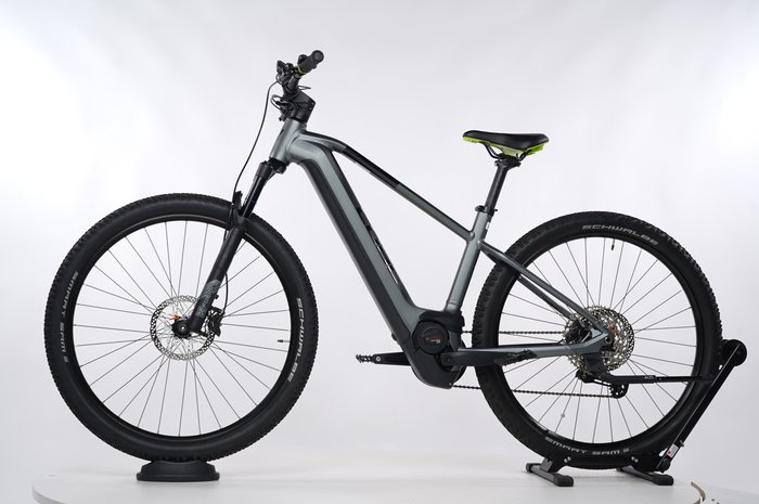 CUBE Reaction Hybrid Pro