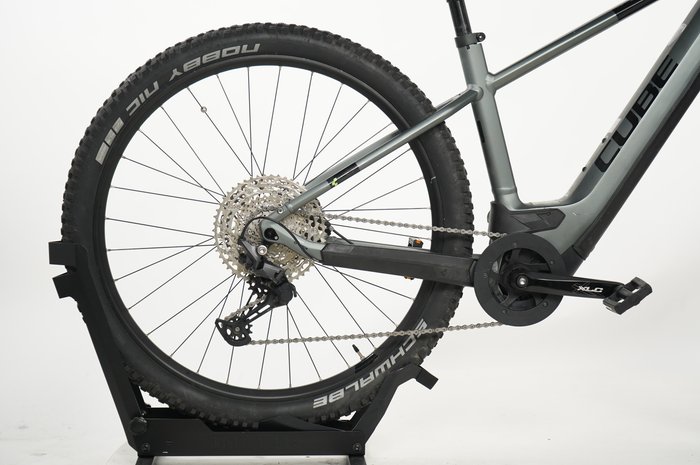 CUBE Reaction Hybrid Pro 750