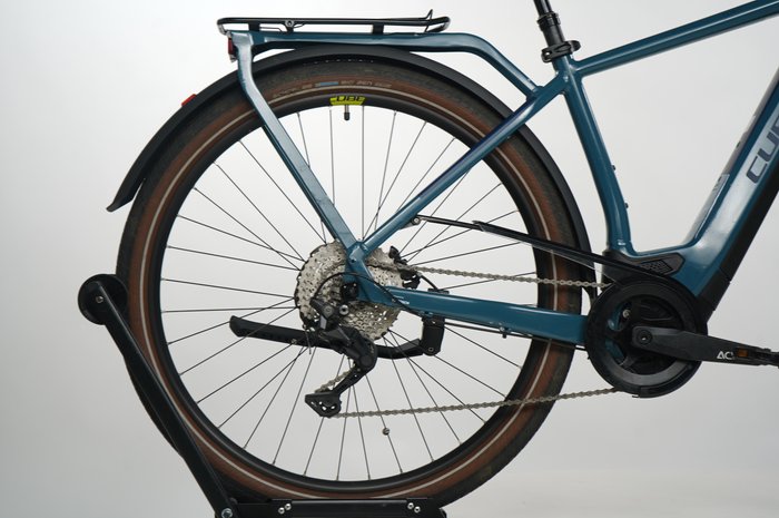 Cube Kathmandu Hybrid ONE 500