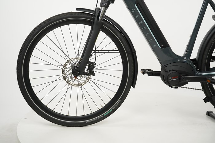 Gazelle Ultimate T10 HMD
