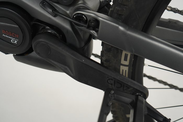 CUBE Stereo Hybrid 140 HPC Race 750